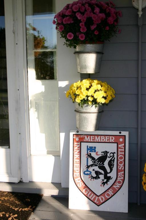 Broadwater Inn & Cottages Baddeck Inlet Εξωτερικό φωτογραφία